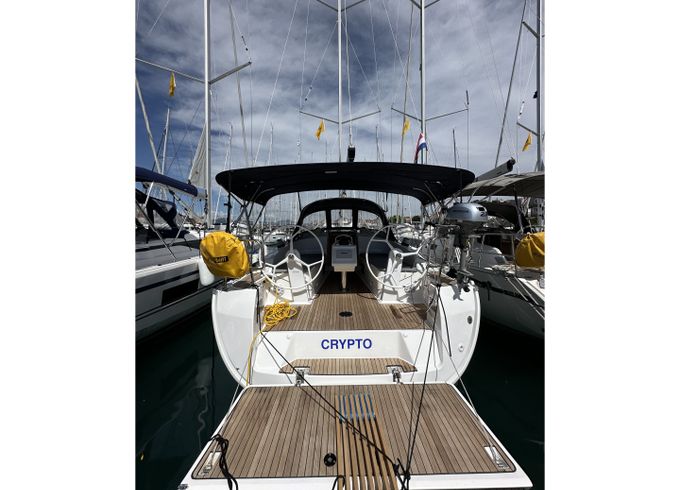 Bavaria Cruiser 37