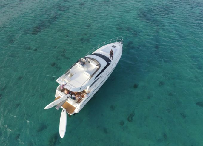 Azimut 47