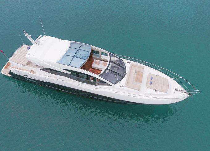 Sunseeker Predator 74
