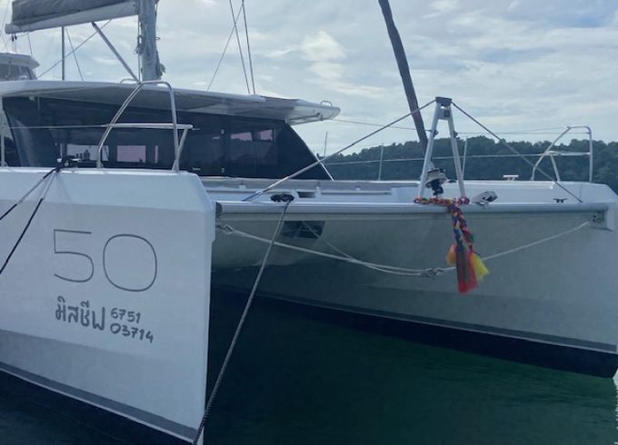 Leopard Catamarans / Robertson & Caine Leopard 50