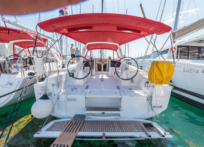 Bénéteau Oceanis 38