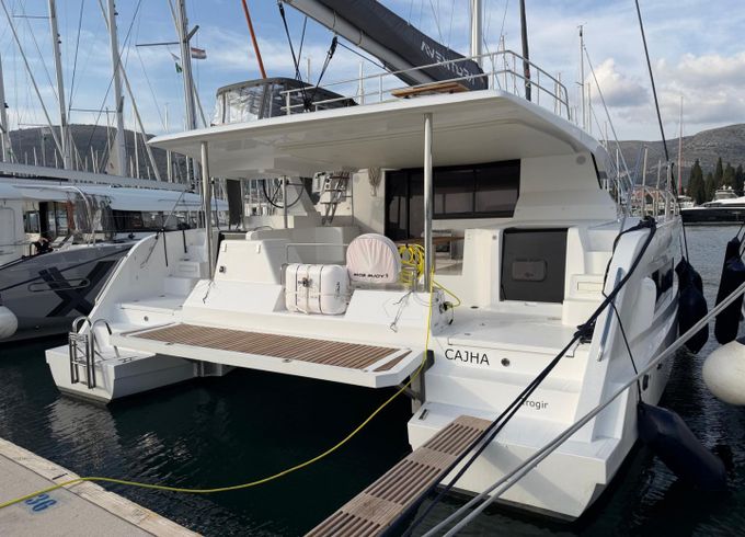 Aventura 45