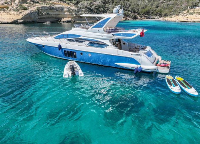 Azimut 64
