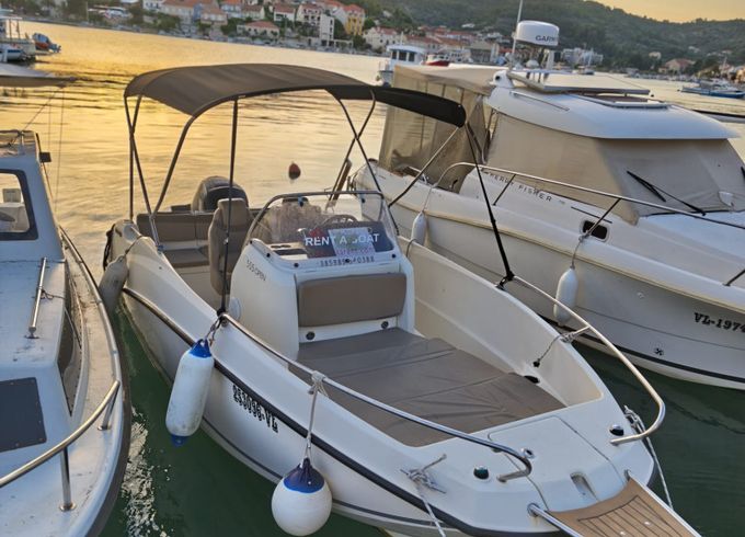 Quicksilver Activ 555 Open