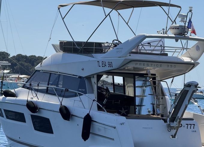 Jeanneau Prestige 350 Fly