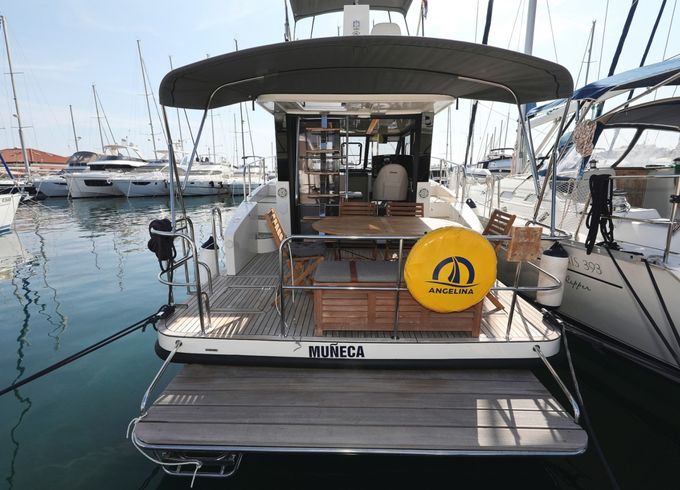 Cobra Yachts Futura 40 Grand Horizon