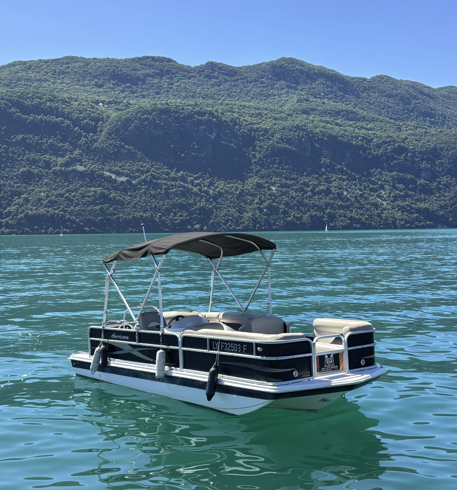 HURRICANE Fundeck 190