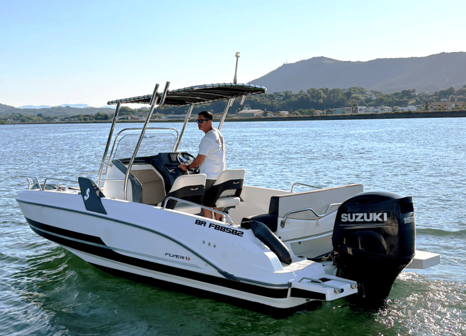 Bénéteau Flyer 6.6 SPACEdeck
