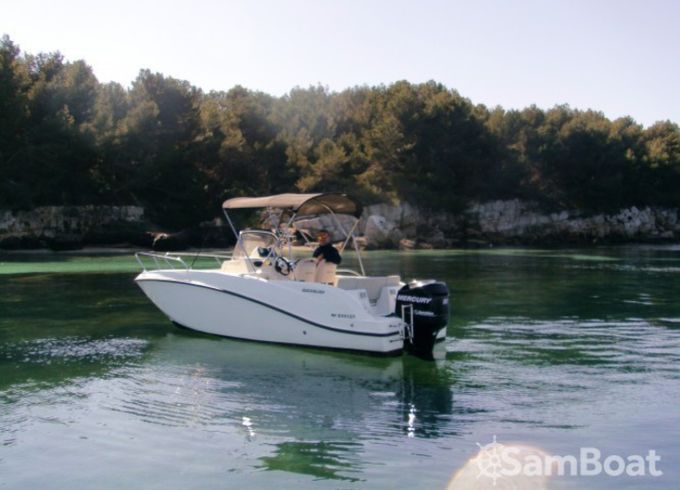 Quicksilver Activ 535 Open