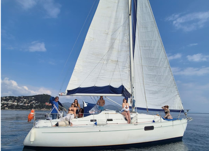 Bénéteau Oceanis 321