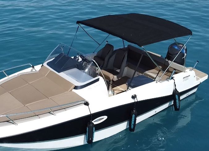 Quicksilver Activ 755 Open