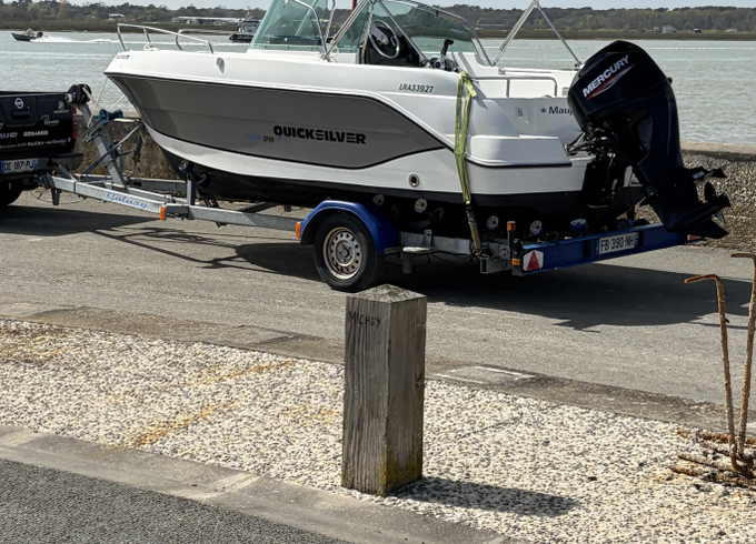 Quicksilver 520 Open