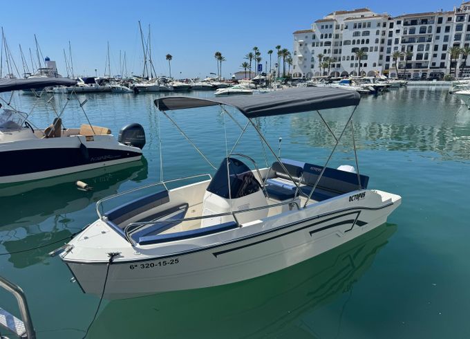 AM Yacht 500 Open