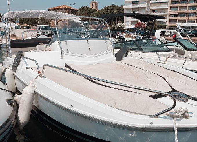 Bénéteau Flyer 6.6 SUNdeck