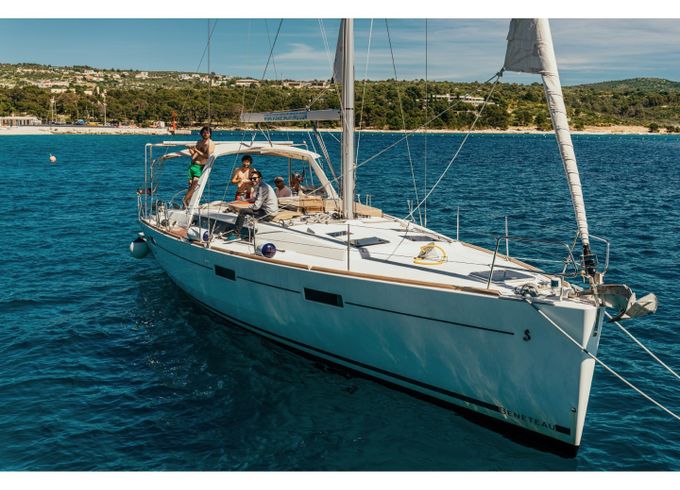 Bénéteau Oceanis 45