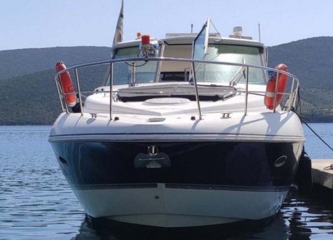 Cruisers-Yachts Cruisers Yachts 430cc