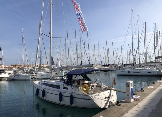 Bavaria Cruiser 37