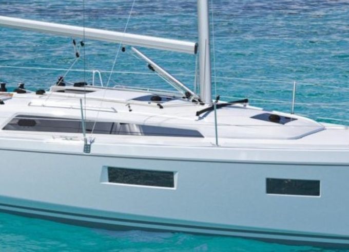 4 OCEANIS 34 QR