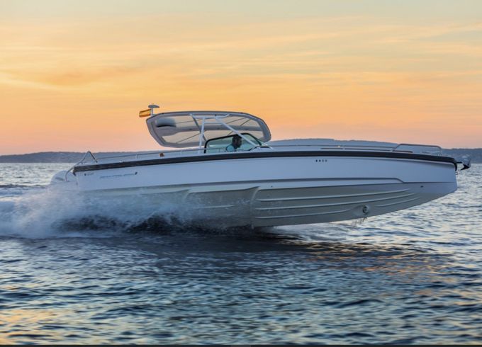 Axopar 28 T-Top
