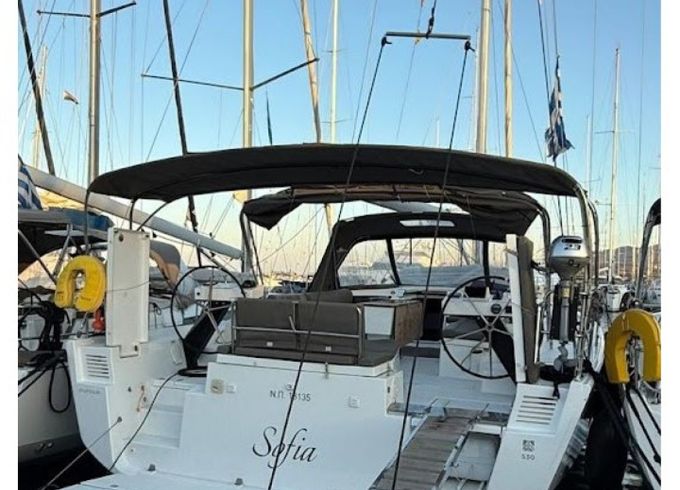 Dufour 530