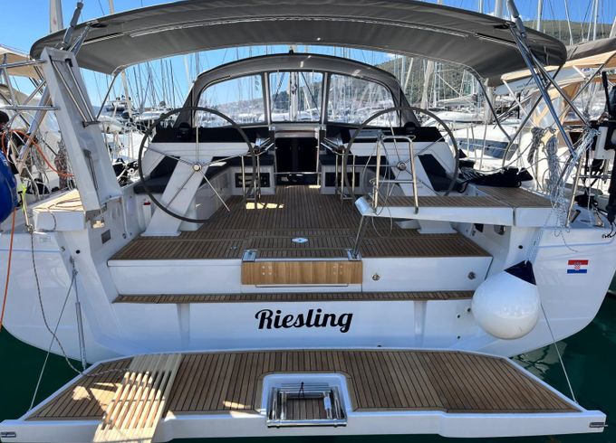 Hanse 460
