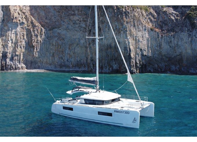 Lagoon 40