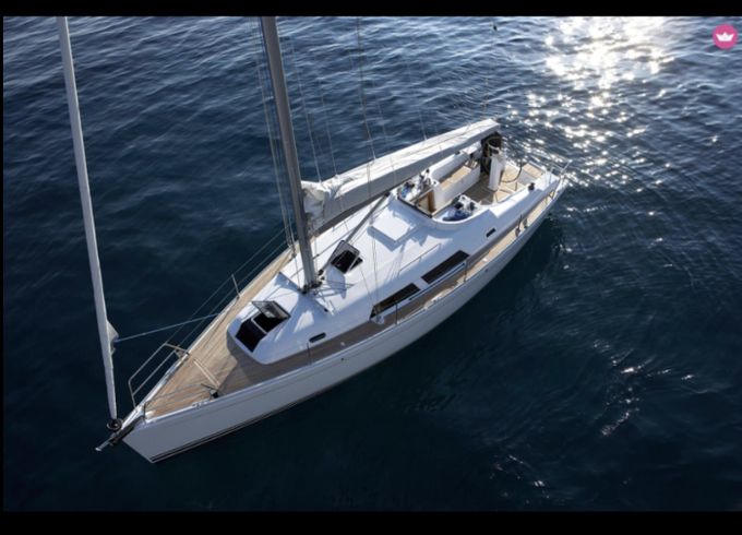 Hanse 370 E