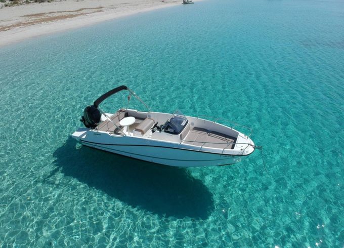 Quicksilver 755 open