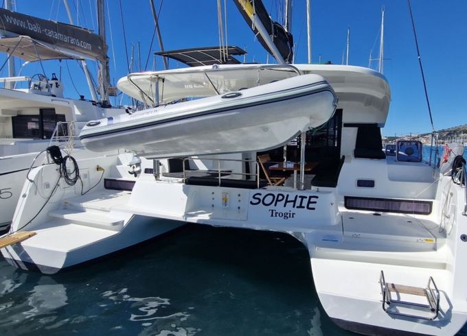 Lagoon 42