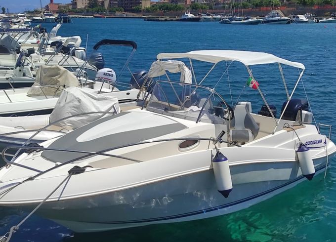 Quicksilver 635 Commander