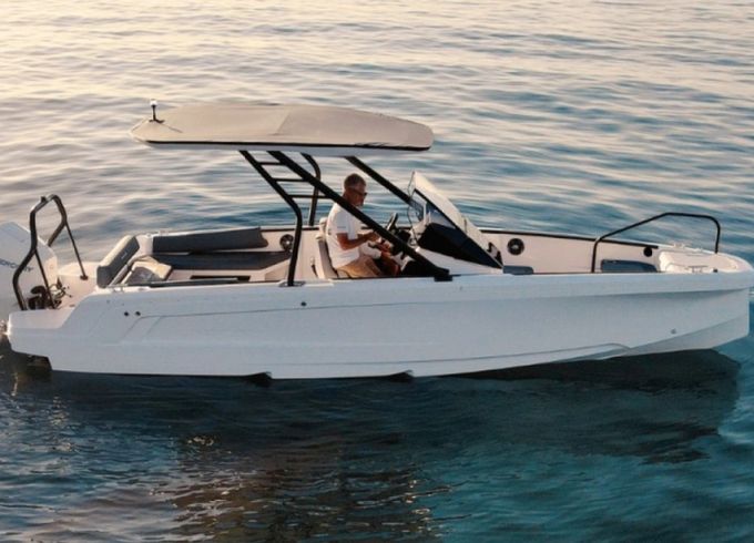 Axopar Spyder 22