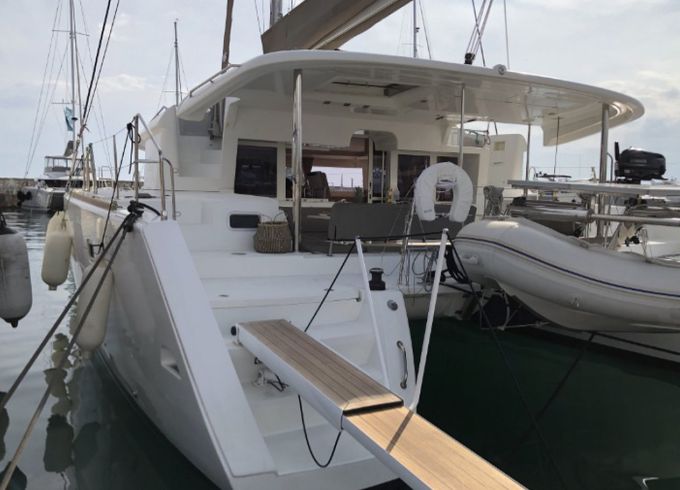 Lagoon 450 F