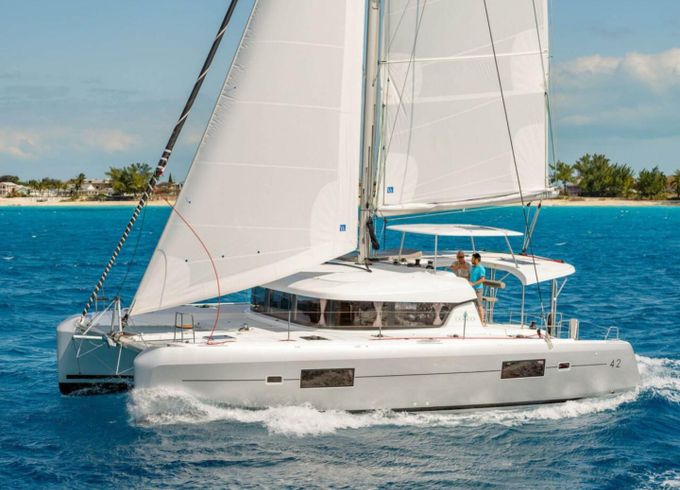 Lagoon 42