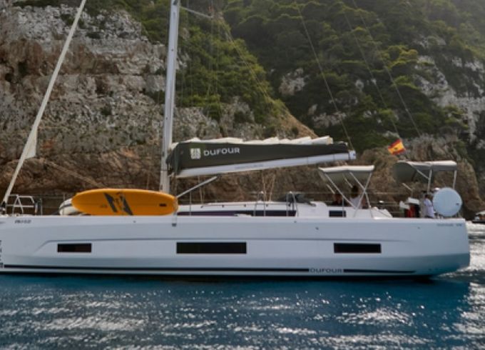 Dufour 470