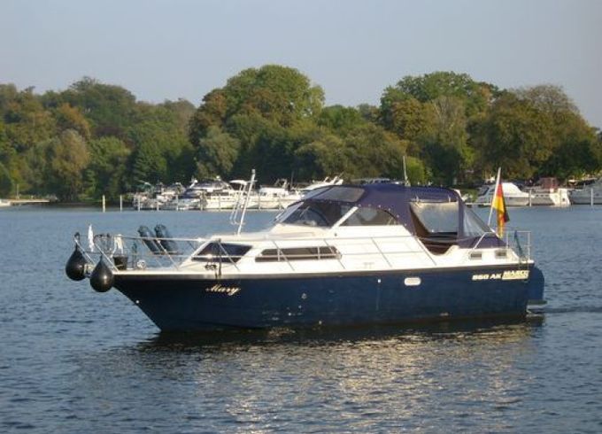 FB-Yachtcharter Marco / 860 AK New Line