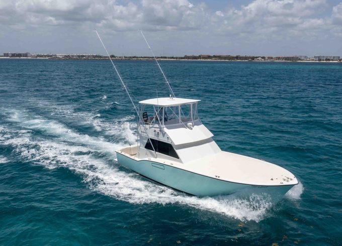 Hatteras 44
