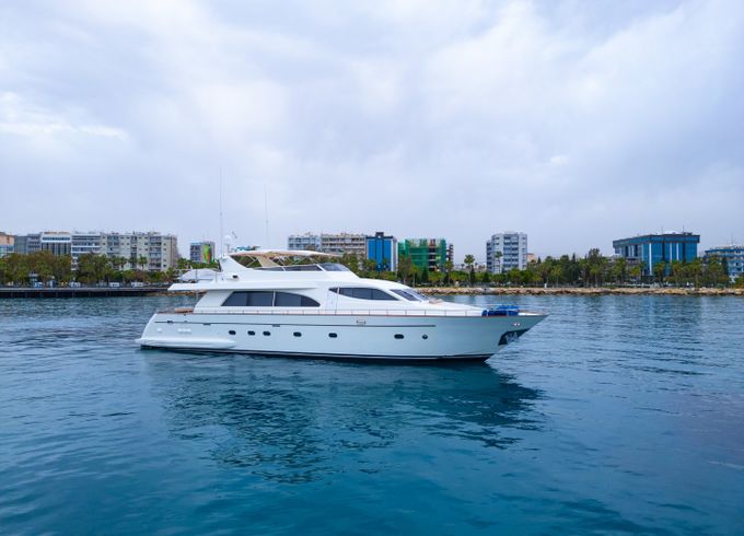 Falcon 86