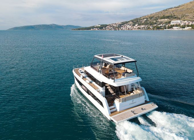 Fountaine Pajot MY5