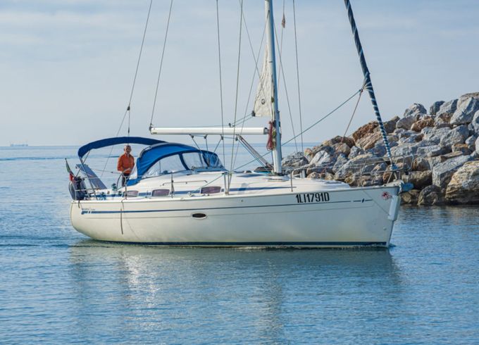 Bavaria Cruiser 37