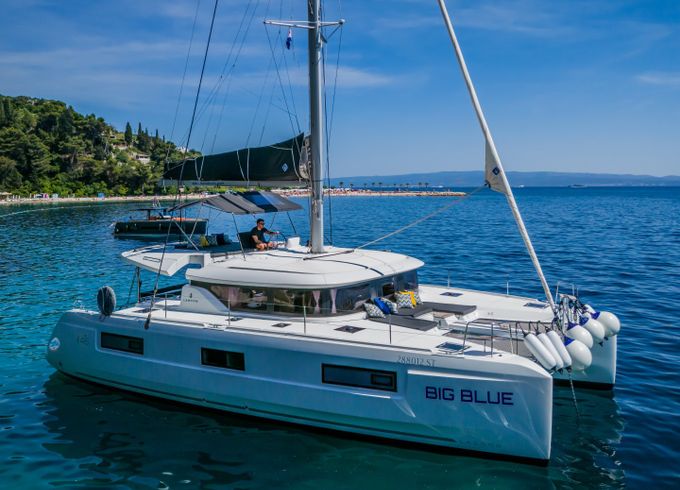 Lagoon 46
