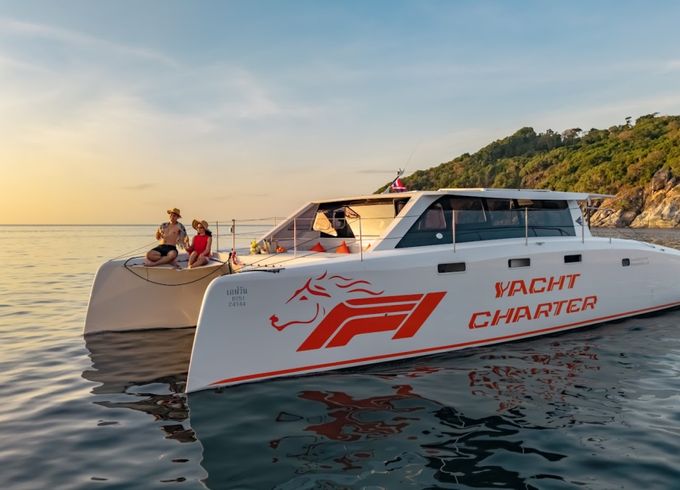 Stealth 420 F1 Power Catamaran