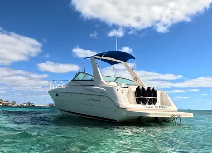 Monterey 322 cruiser