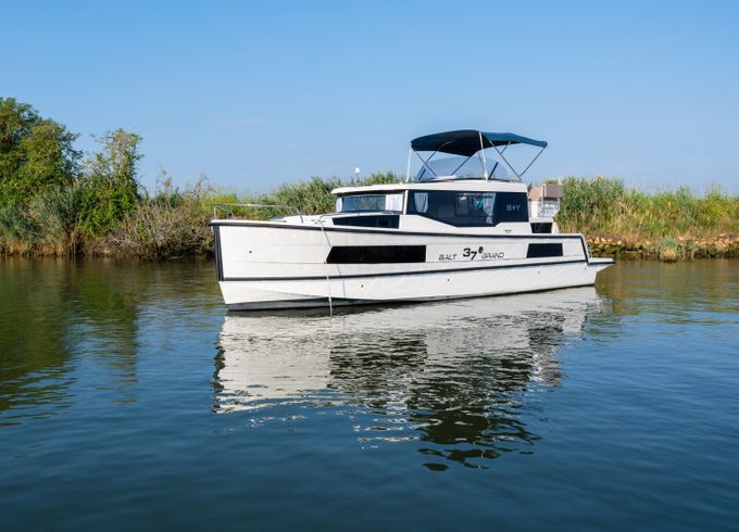Balt-Yacht Grand 37