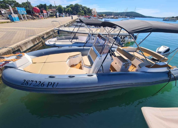 Marlin Boat 790 Dynamic Open