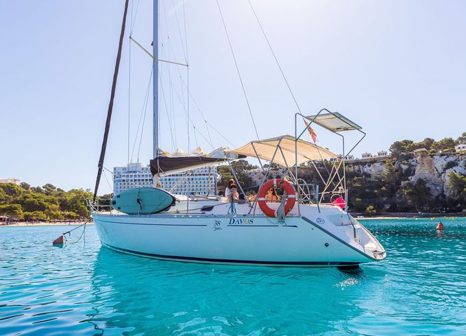 Dufour 38 Classic