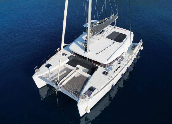 Lagoon 450 Sport Top