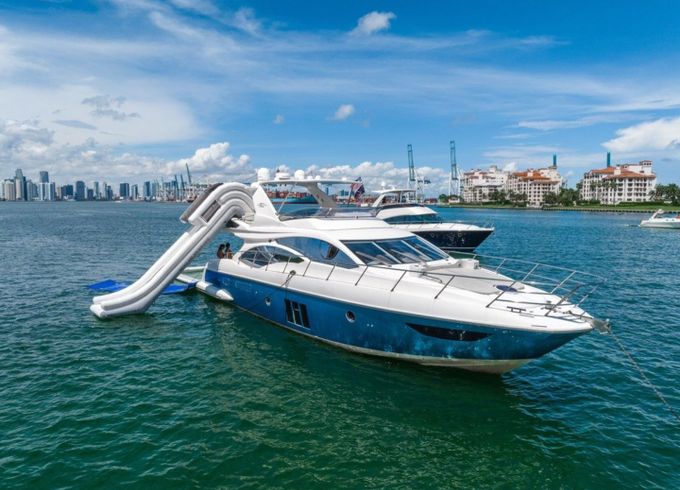 Azimut 60 Fly