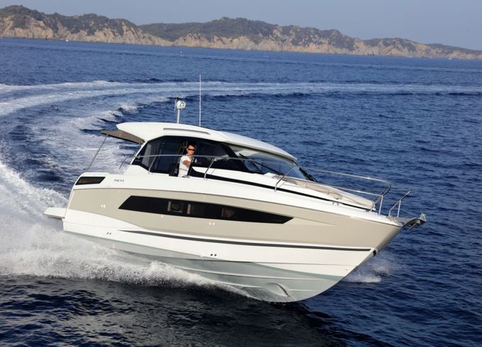 Jeanneau NC 33