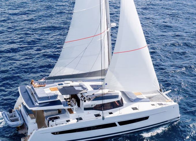 Fountaine Pajot Aura 51