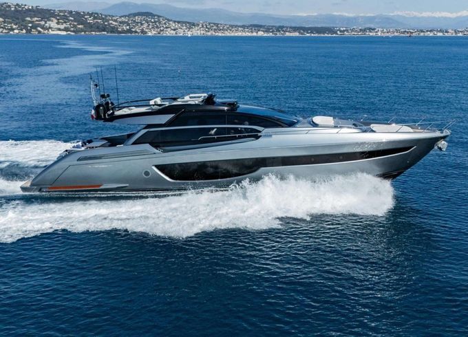 Riva SAMIRA